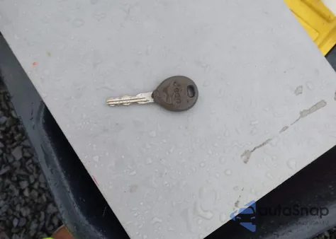 2000 Jeep Grand Cherokee Laredo из США, поврежденный, VIN 1J4GW48N6YC186362